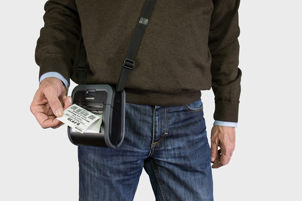 16 B FP3D lifestyle with label